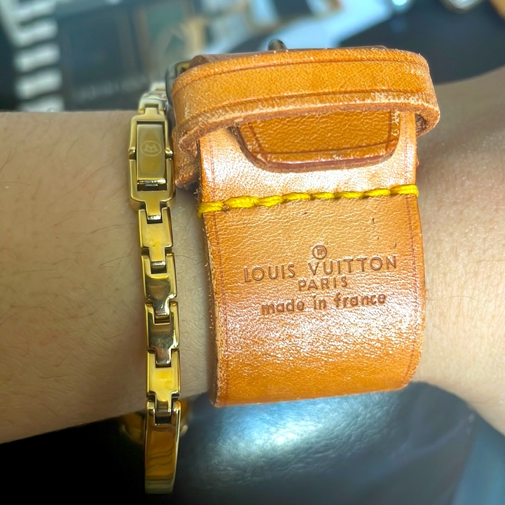 COPY - Louis Vuitton Poignet Vechetta Cuff